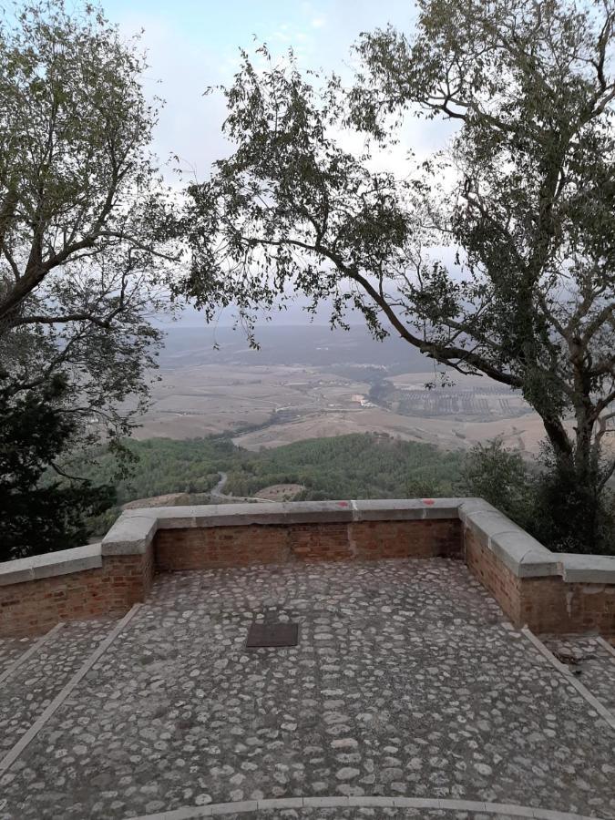 Dimora Sant'Angelo Villa Монтескалиозо Екстериор снимка